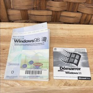 Microsoft Windows 98 Setup Booklet and CD
